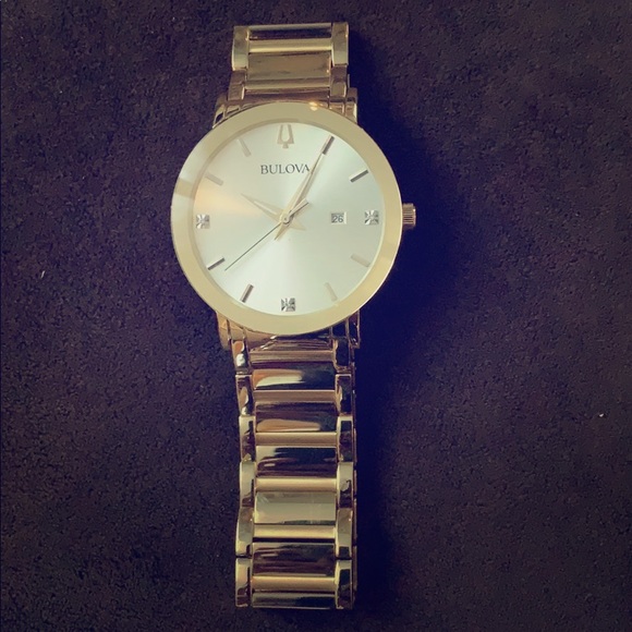 Brand New Bulova watch never Worn comes with Case - Picture 2 of 4